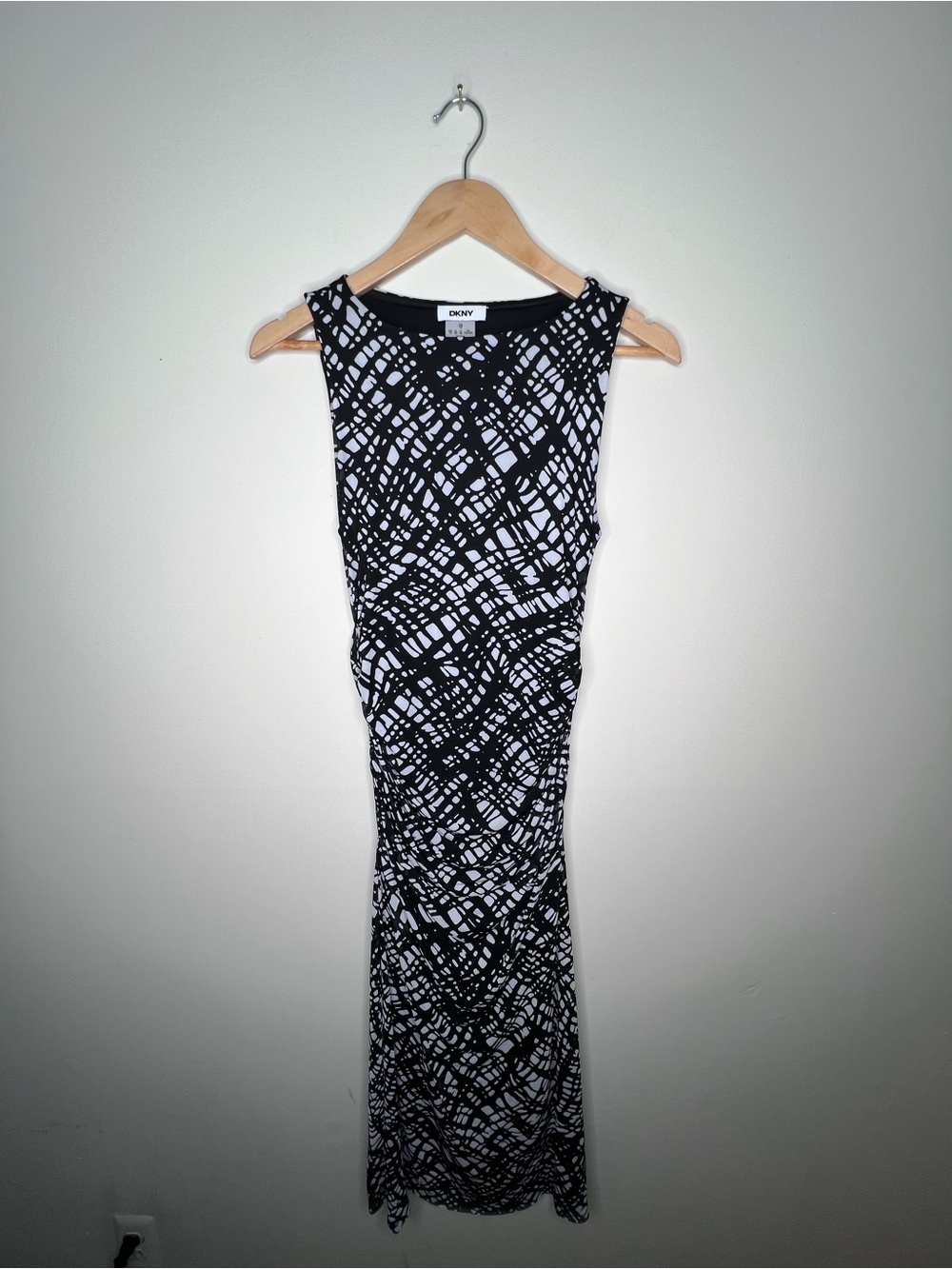 DKNY Black & White Abstract Print Maxi Dress